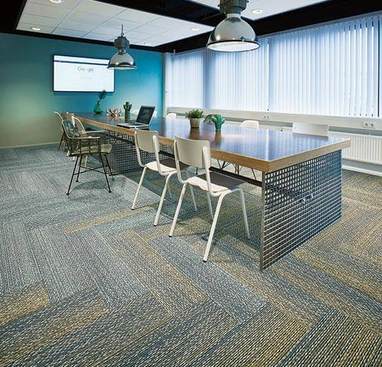 tessera in touch ofis plank halı uygulama 3301 fresco1