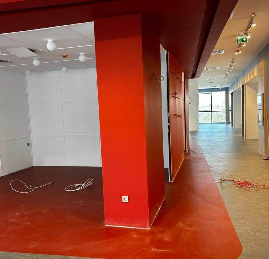 AZM Pearl linonatura 3137 Grey - 3352 walton marmoleum linolyum doğal yer döşemesi ofis zemin kaplama uygulaması (6)