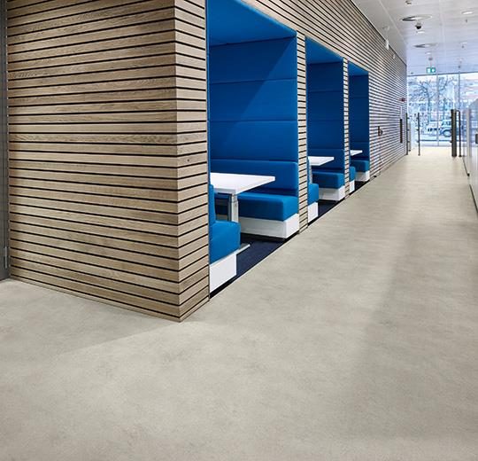 Allura Dryback Material Beton desenlli LVT zemin kaplama 63426DR7-63426DR5 light cement (50x50cm)1
