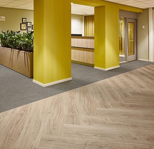Allura Ease meşe ahşap desenli sök tak pvc vinil LVP-LVT zemin kaplama 60305EA7 light honey oak1