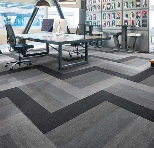 AZM Flotex Colour Penang Plank Karo Halı Uygulama p982031 Penang ash_p982004 Penang mercury