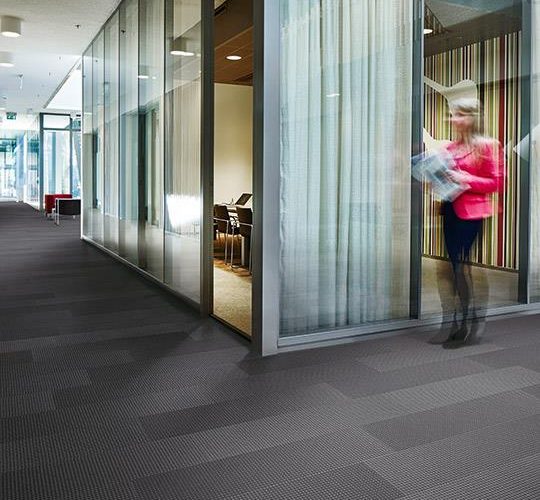 flotex box cross plank halı 133011 anthracite1
