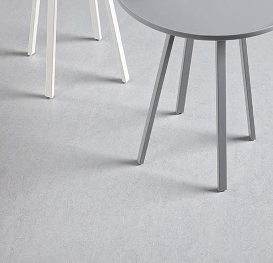 marmoleum marbled fresco 3883 moonstone1